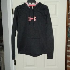 Under Armour women's Large black and pink camo pull string hoodie